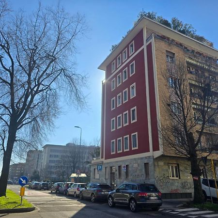 Tolstoi 83 Apartment Milão Exterior foto
